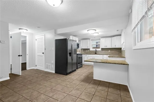 $190,000 | 18805 East Arrowhead Drive, Independence, MO 64056