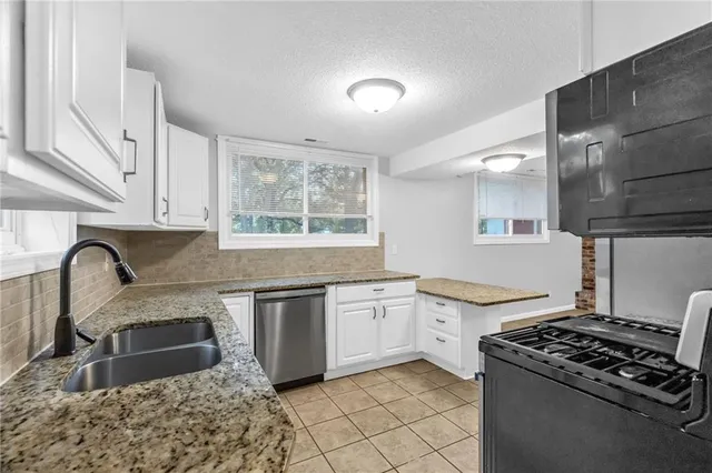 $190,000 | 18805 East Arrowhead Drive, Independence, MO 64056