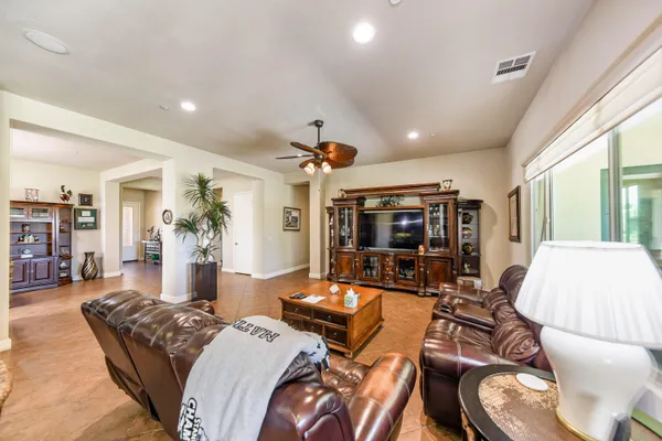 $6,000 | 81465 Avenida Montura, Indio, CA 92203