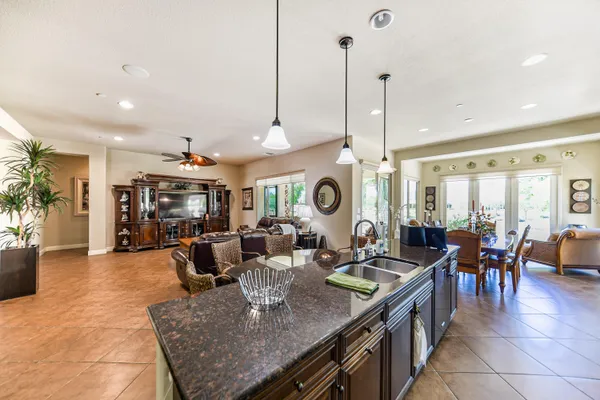 $6,000 | 81465 Avenida Montura, Indio, CA 92203