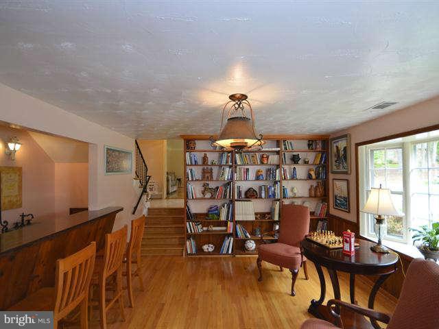7510 Shadywood Road Bethesda, MD 20817 - Photo 12 of 30 Family Room