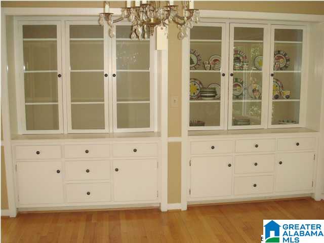 1823 Mission Road Vestavia Hills, AL 35216 - Photo 8 of 22