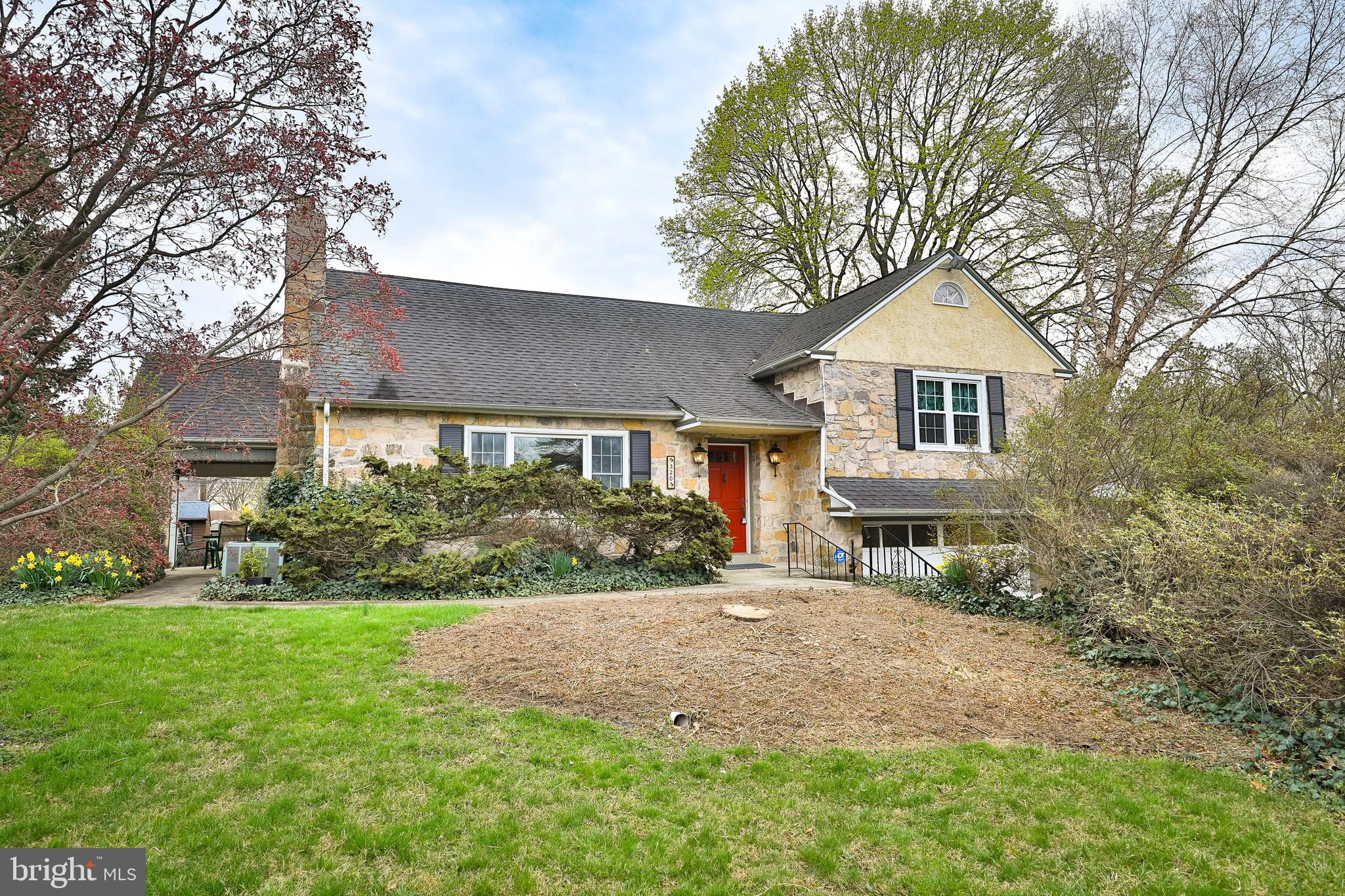 320 South Trooper Road Norristown, PA 19403 - Photo 1 of 50 Main view - Front