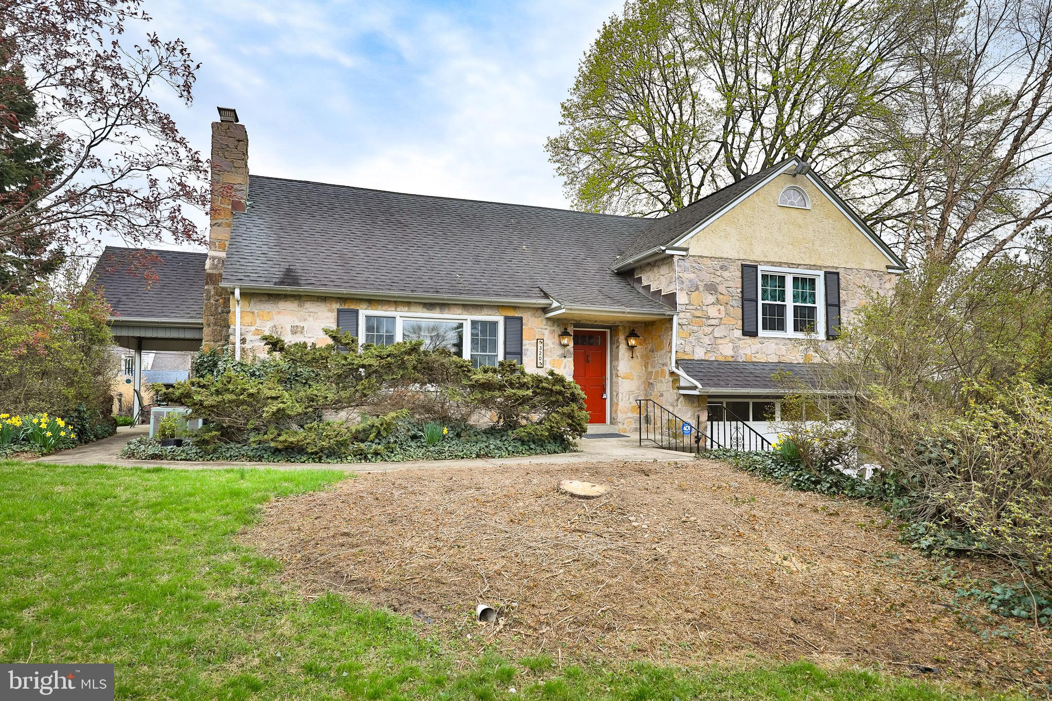 320 South Trooper Road Norristown, PA 19403 - Photo 2 of 50 Main View - Front