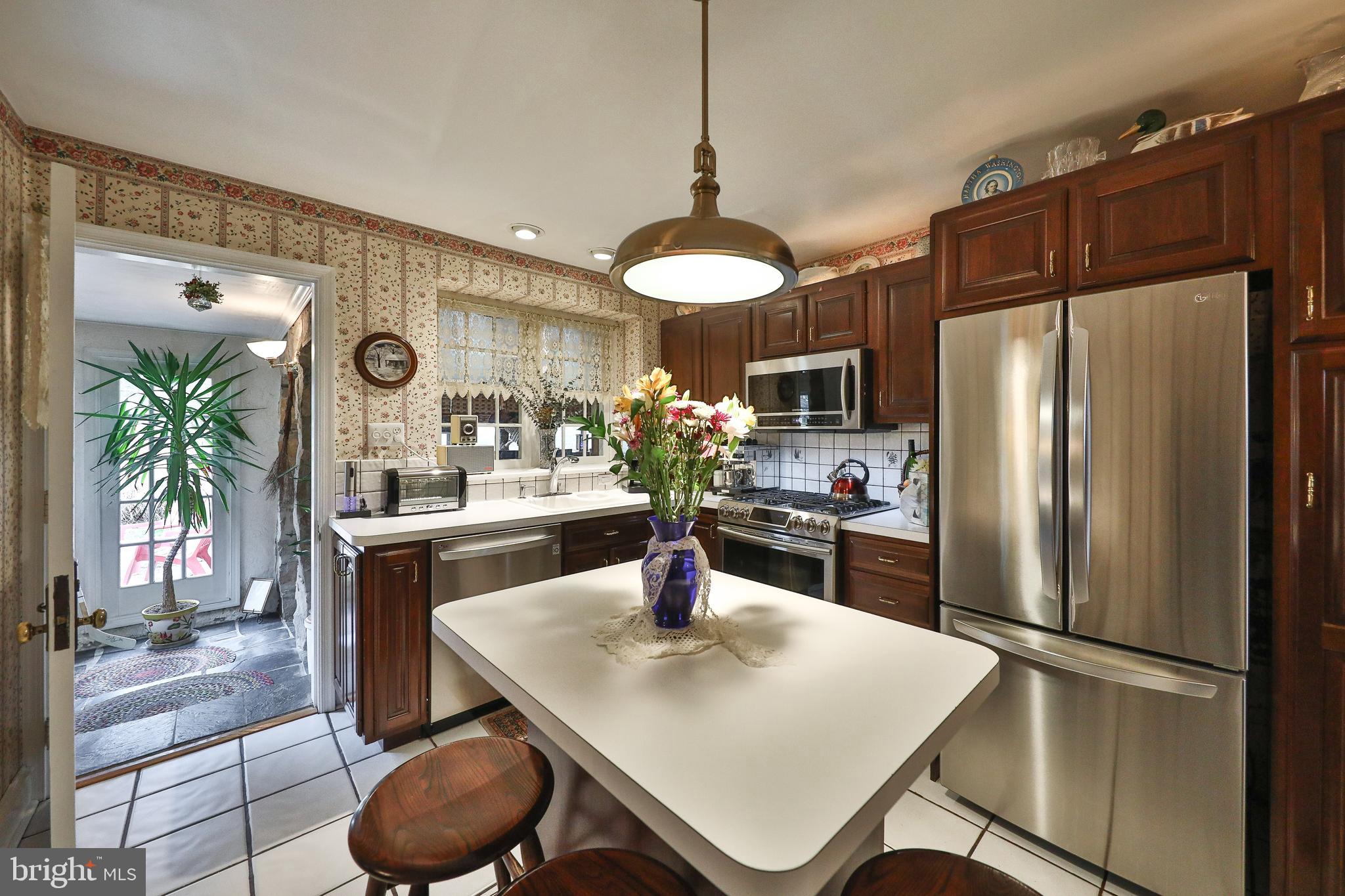 320 South Trooper Road Norristown, PA 19403 - Photo 13 of 50 Eat in kitchen with newer stainless appliances
