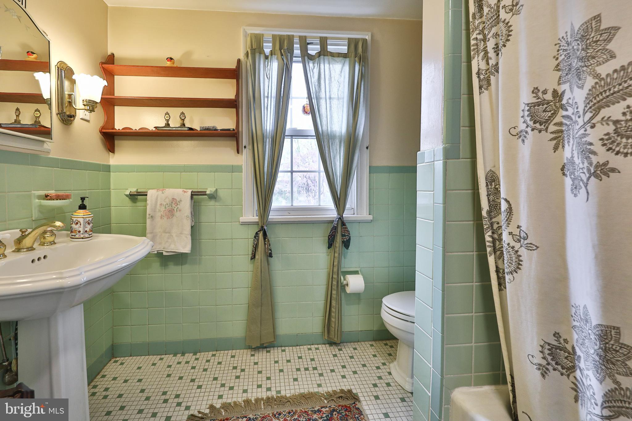 320 South Trooper Road Norristown, PA 19403 - Photo 24 of 50 Gallery Image 24
