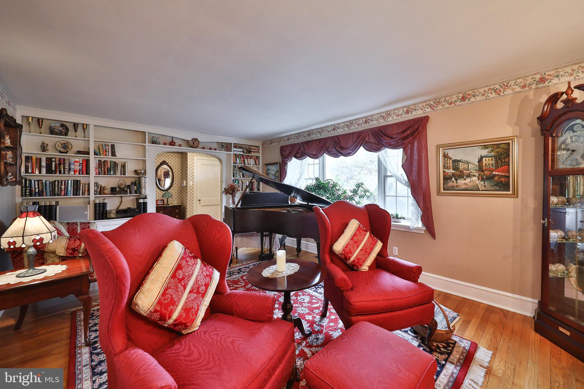 320 South Trooper Road Norristown, PA 19403 - Photo 8 of 50 Gallery Image 8