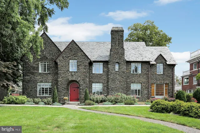 $1,249,900 | 2909 North Front Street, Harrisburg, PA 17110