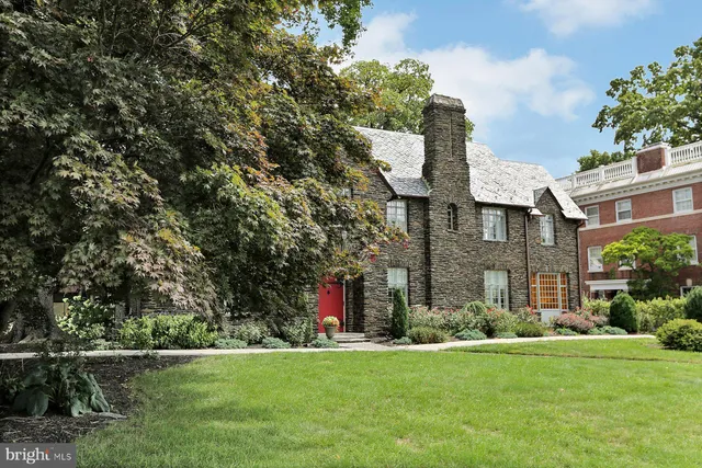 $1,249,900 | 2909 North Front Street, Harrisburg, PA 17110