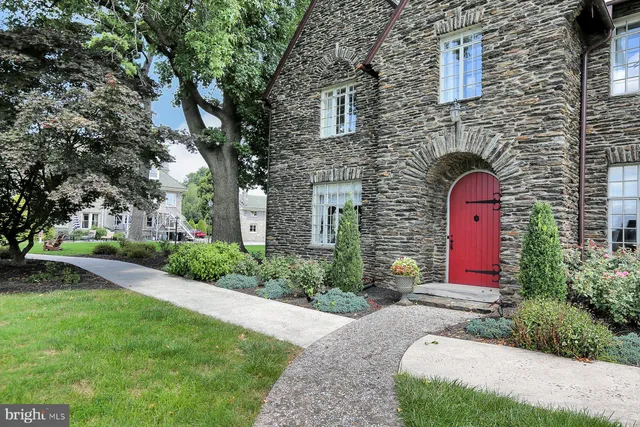 $1,249,900 | 2909 North Front Street, Harrisburg, PA 17110