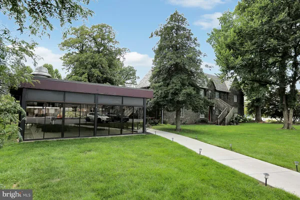 $1,249,900 | 2909 North Front Street, Harrisburg, PA 17110