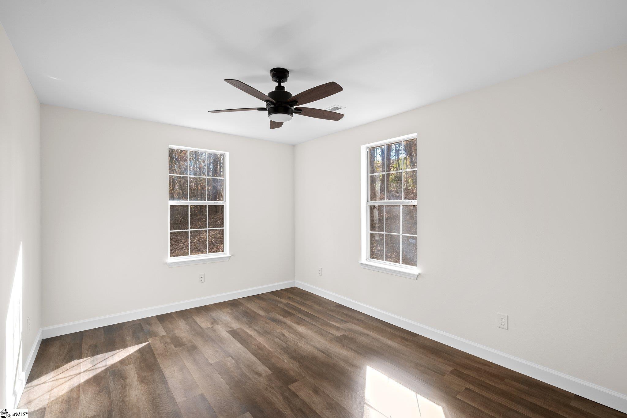 121 Confederate Lane Greer, SC 29651 - Photo 32 of 35