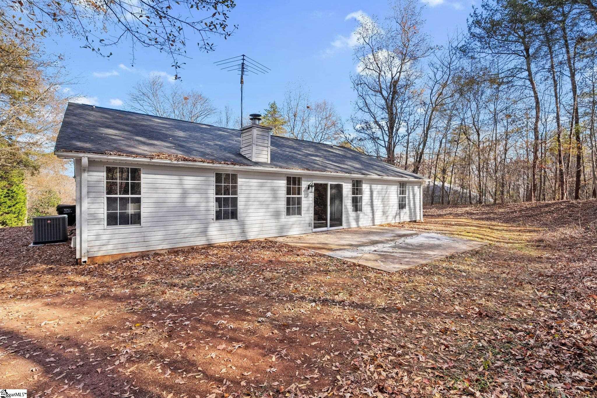 121 Confederate Lane Greer, SC 29651 - Photo 34 of 35