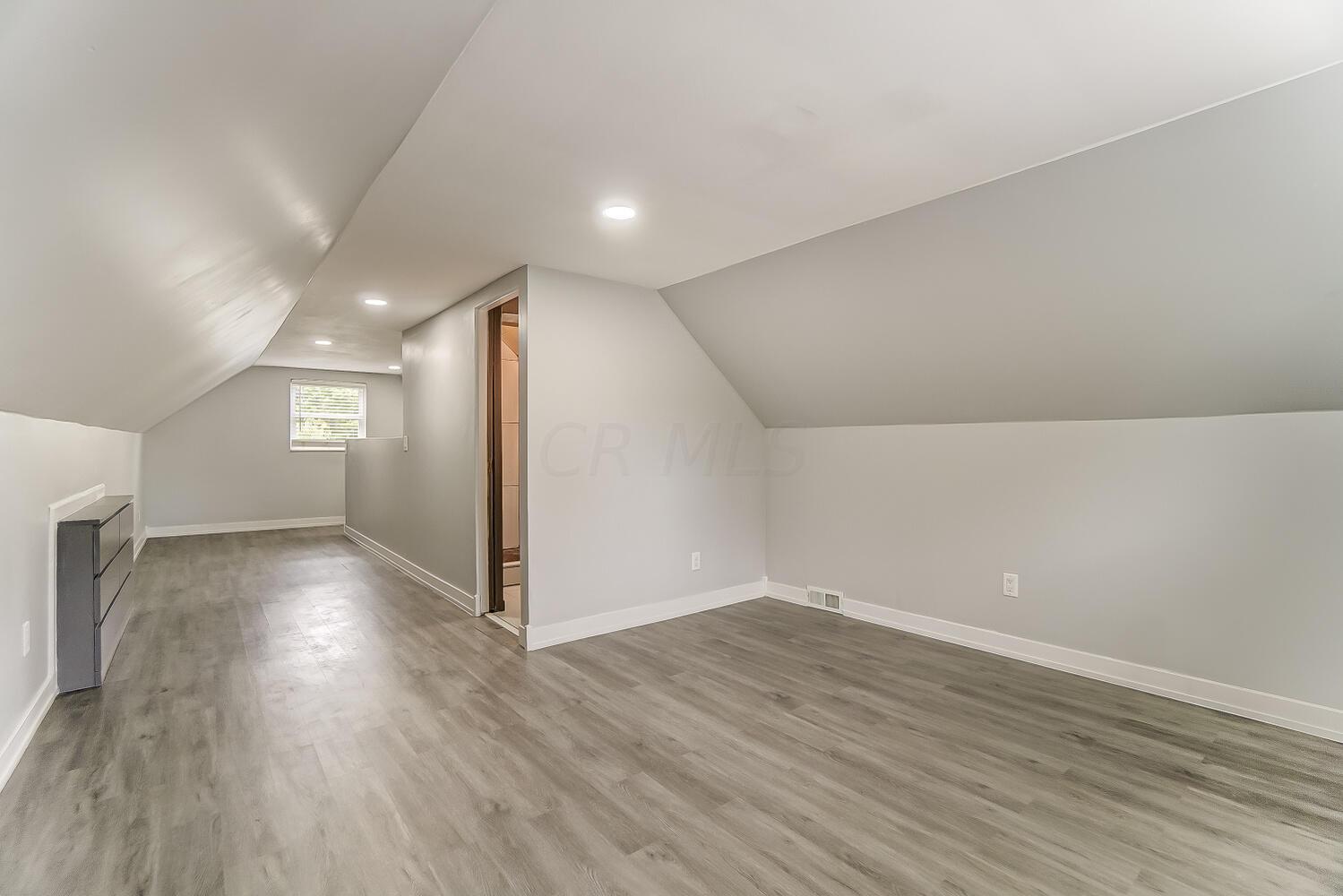 3168 Karl Road Columbus, OH 43224 - Photo 18 of 27 Gallery Image 18