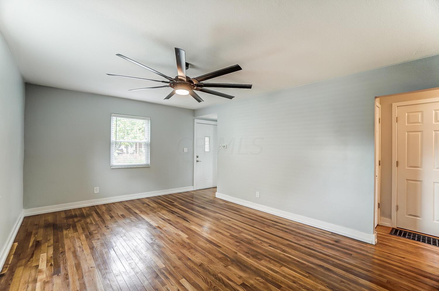 3168 Karl Road Columbus, OH 43224 - Photo 4 of 27 Gallery Image 4