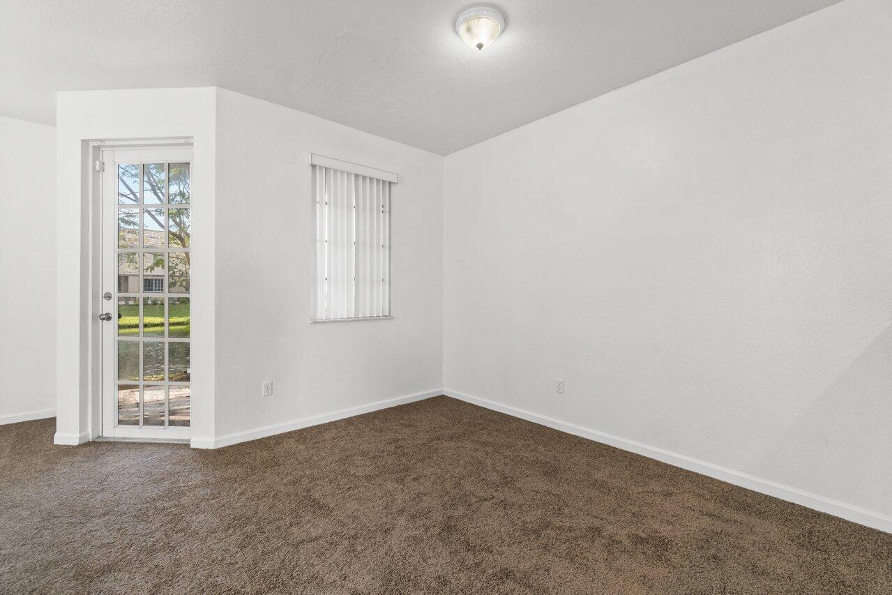 1201 Abaco Lane Riviera Beach, FL 33404 - Photo 8 of 36 005-1201AbacoLane-RivieraBeach-FL-33404-