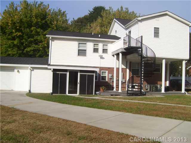 1519 Edgewood Road Bessemer City, NC 28016 - Photo 2 of 16 Gallery Image 2