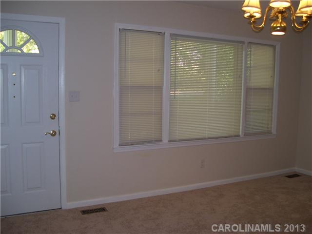 1519 Edgewood Road Bessemer City, NC 28016 - Photo 3 of 16 Gallery Image 3