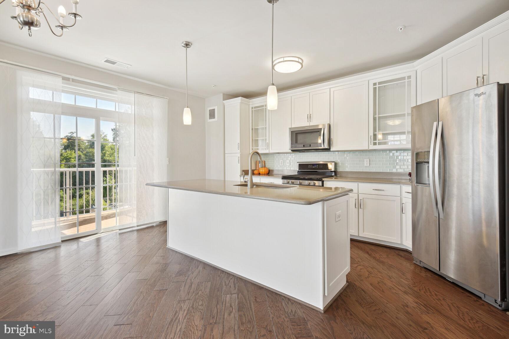 3835 Doc Berlin Drive, Unit 33 Silver Spring, MD 20906 - Photo 3 of 40