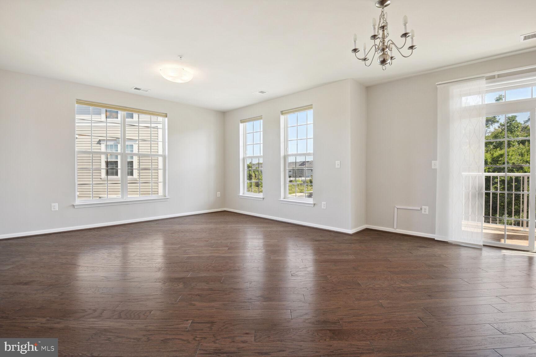 3835 Doc Berlin Drive, Unit 33 Silver Spring, MD 20906 - Photo 5 of 40