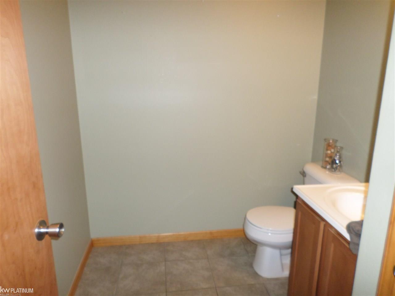 6369 Swartout Road Algonac, MI 48001 - Photo 47 of 90 31300892-48.JPG