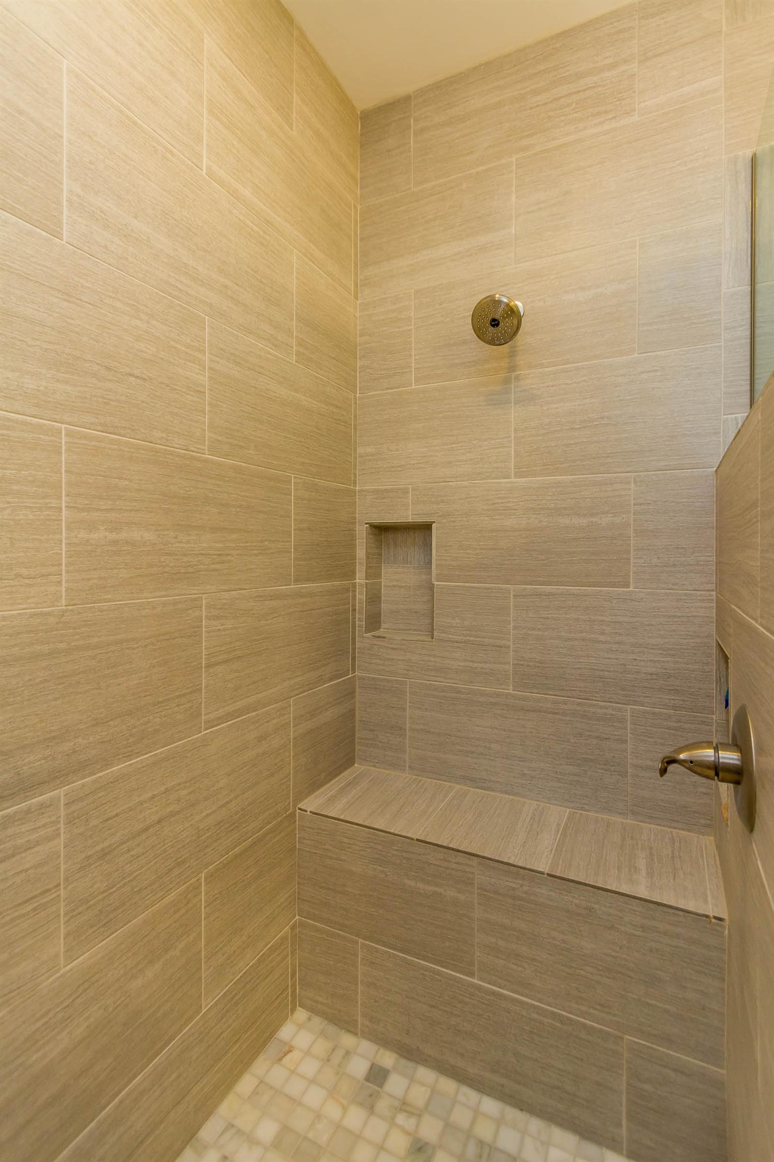 5488 Roy Pitt Road Springfield, TN 37172 - Photo 16 of 27 a bathroom with a shower