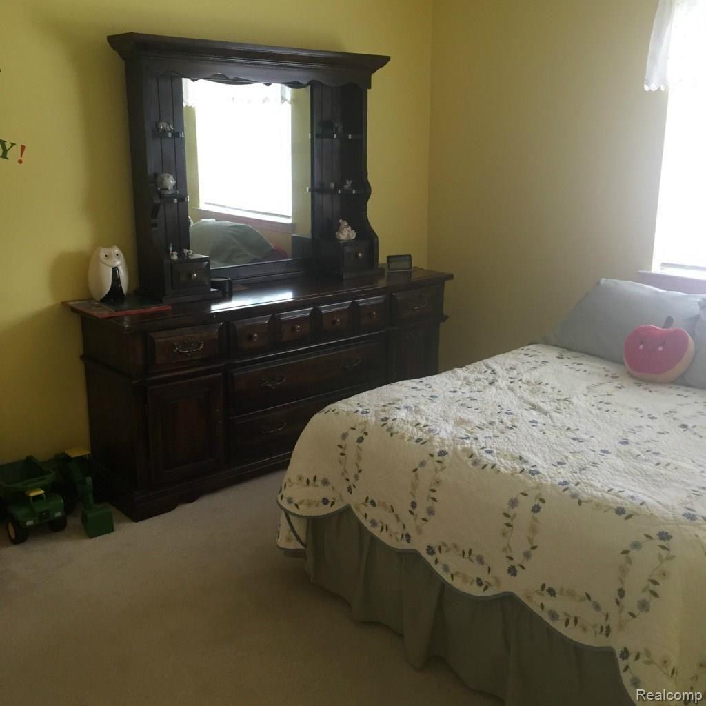 15134 Merriman Road Livonia, MI 48154 - Photo 14 of 34 BEDROOM