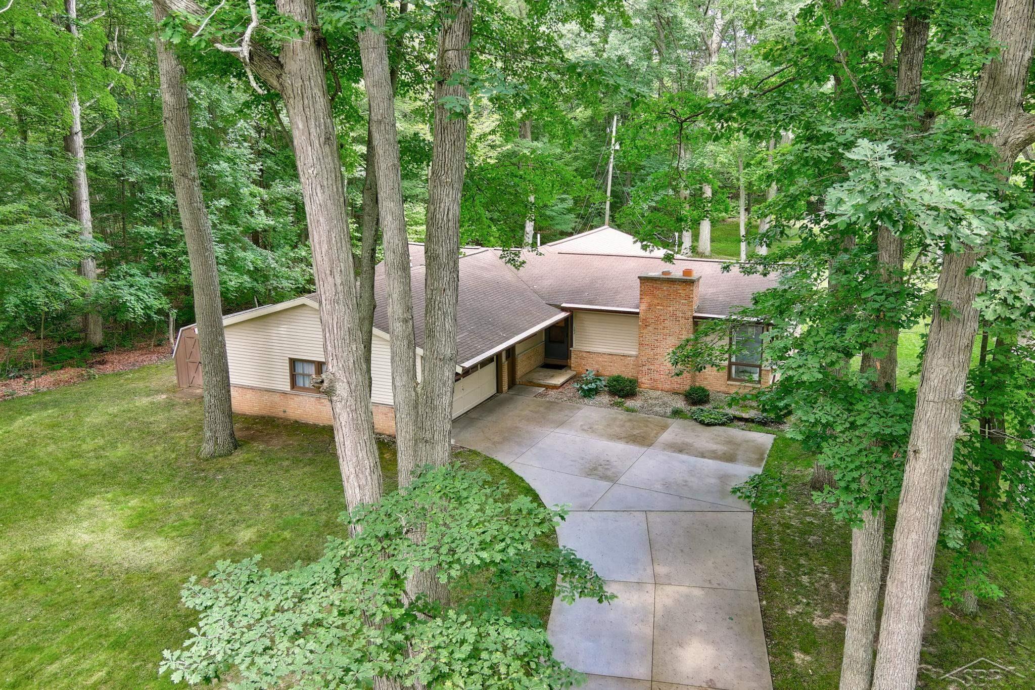 202 South Spring Street Midland, MI 48640 - Photo 40 of 46 50117475-39.JPG