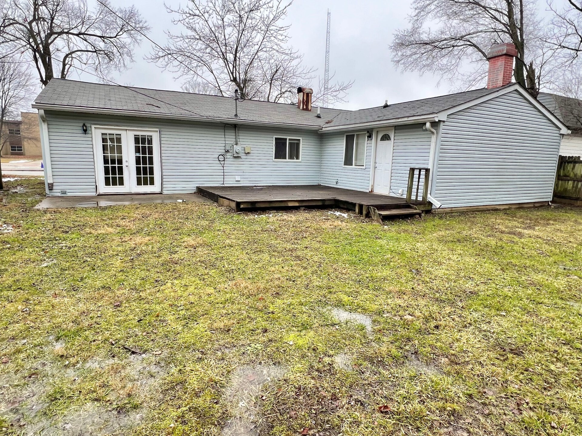 8607 Montery Road Indianapolis, IN 46226 - Photo 2 of 12