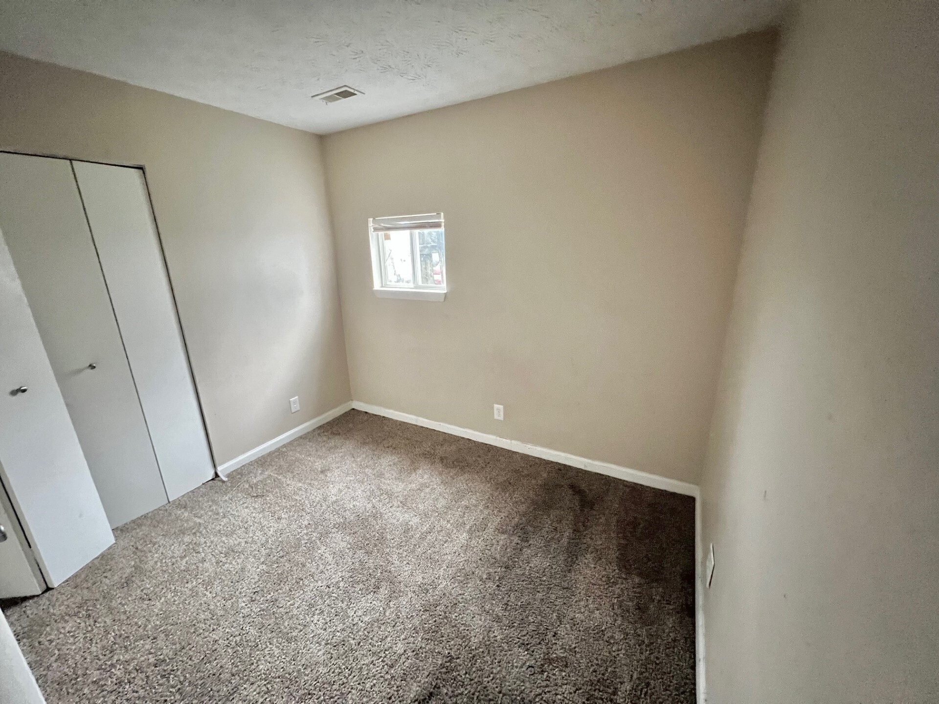 8607 Montery Road Indianapolis, IN 46226 - Photo 7 of 12