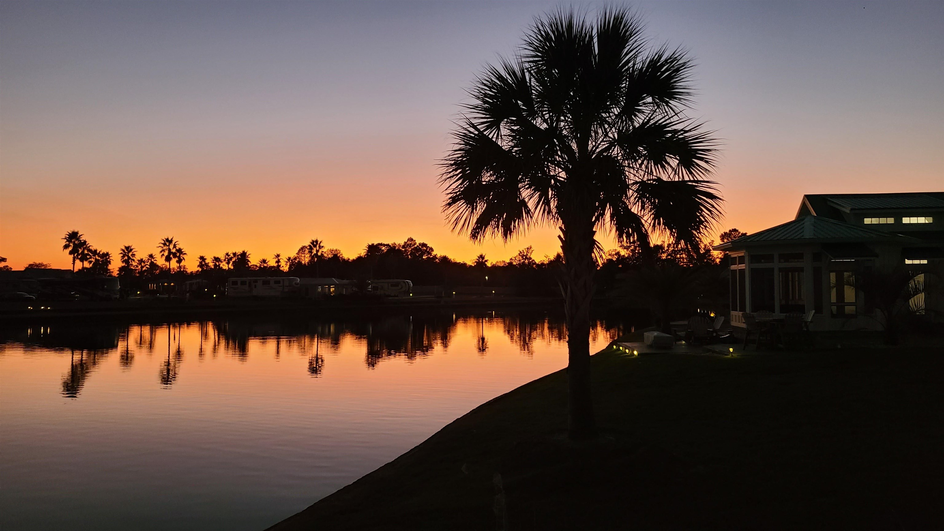 12107 Gateway Drive Elberta, AL 36530 - Photo 27 of 30 Nightlife on the lake