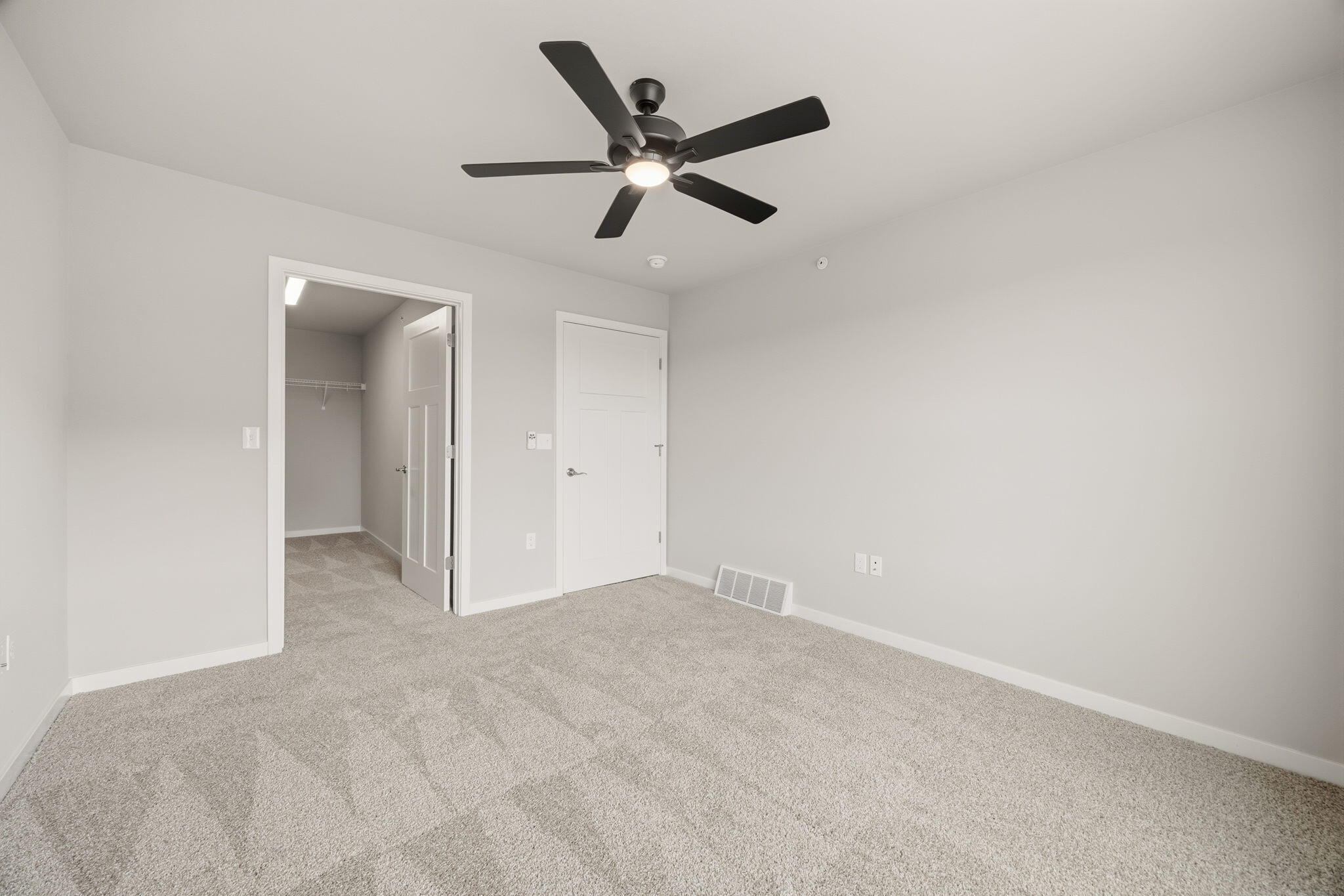 1364 Marigold Drive, Unit 4 Fort Atkinson, WI 53538 - Photo 47 of 79 45
