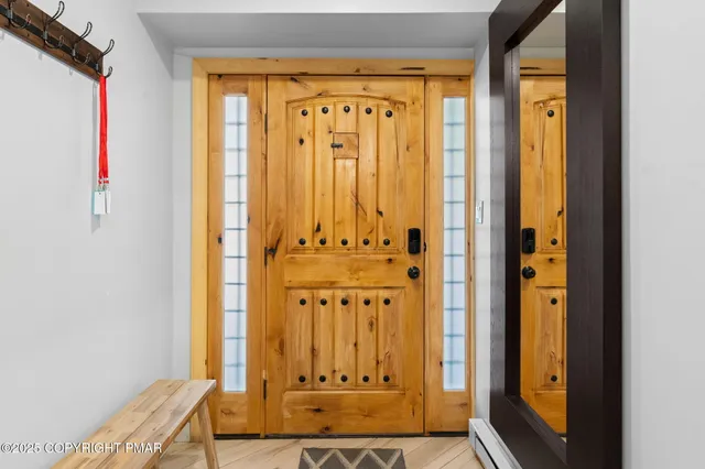 $715,000 | 149 Pineknoll Drive, Lake Harmony, PA 18624