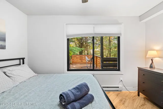 $715,000 | 149 Pineknoll Drive, Lake Harmony, PA 18624