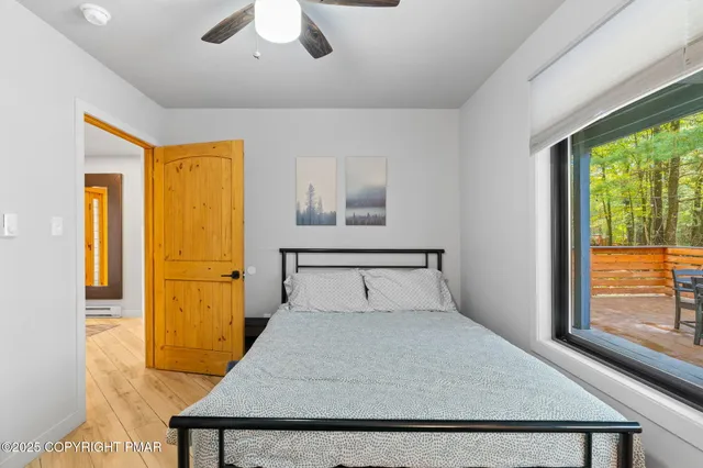 $715,000 | 149 Pineknoll Drive, Lake Harmony, PA 18624