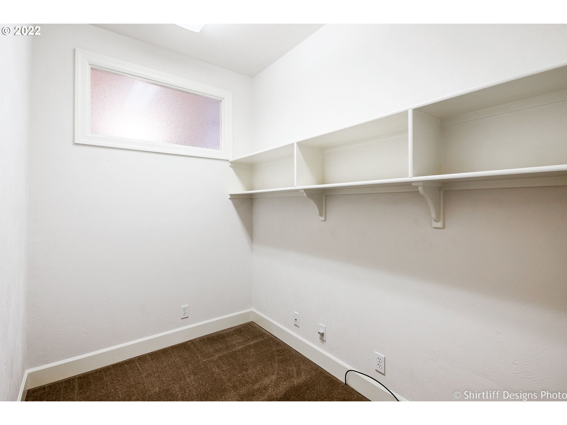 821 River Knoll Way Springfield, OR 97477 - Photo 13 of 29 Bonus Room