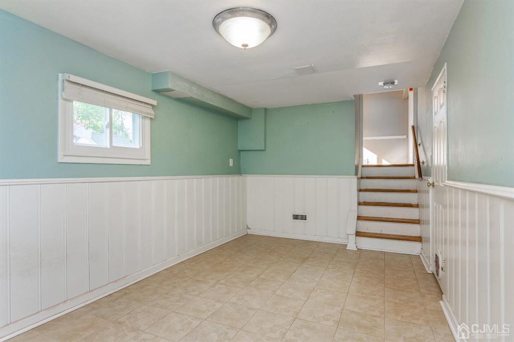 182 McFarlane Road Colonia, NJ 07067 - Photo 23 of 28 FAMILY ROOM