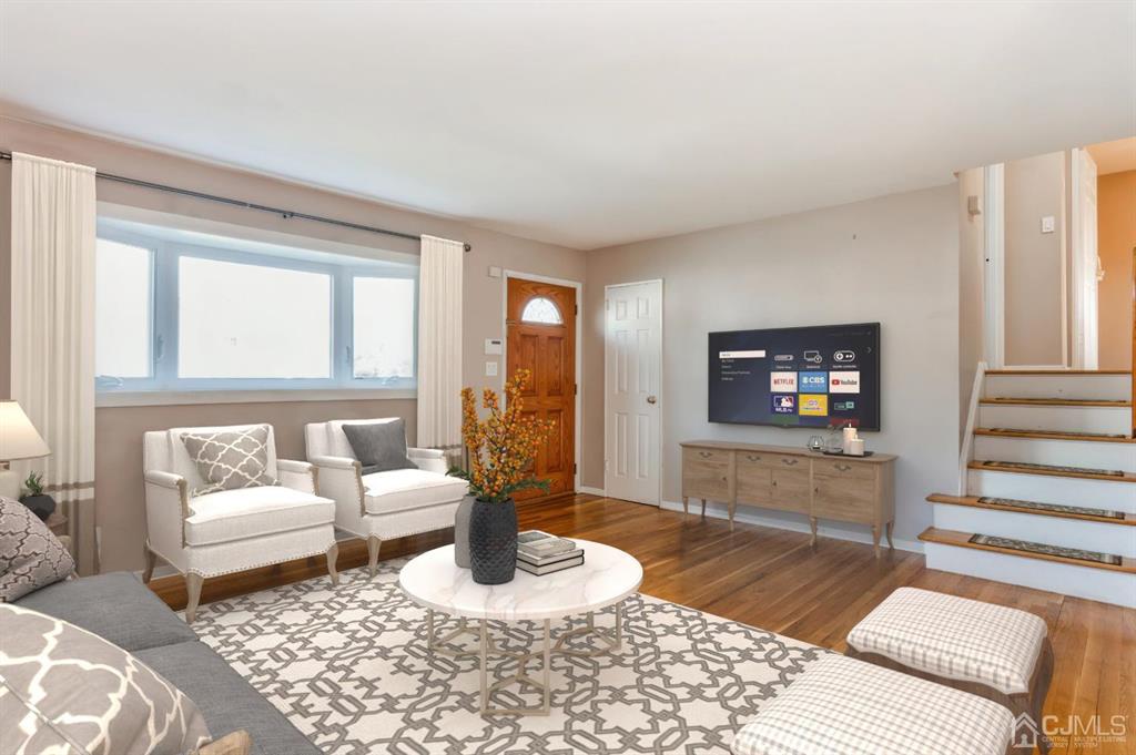 VIRTUALLY STAGED - LIVING ROOM