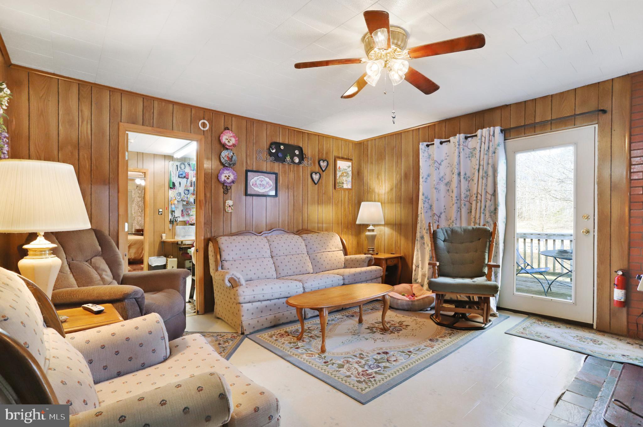 2546 Chestnut Grove Road Sharpsburg, MD 21782 - Photo 13 of 34 Gallery Image 13