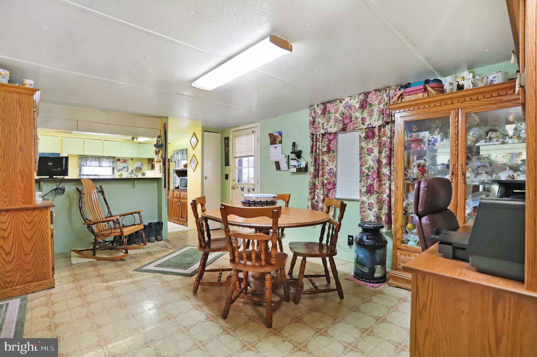2546 Chestnut Grove Road Sharpsburg, MD 21782 - Photo 17 of 34 Gallery Image 17