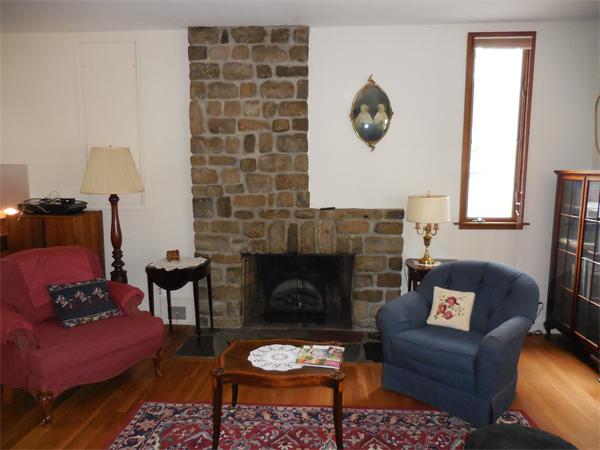8 Patterson Road Lexington, MA 02421 - Photo 3 of 10