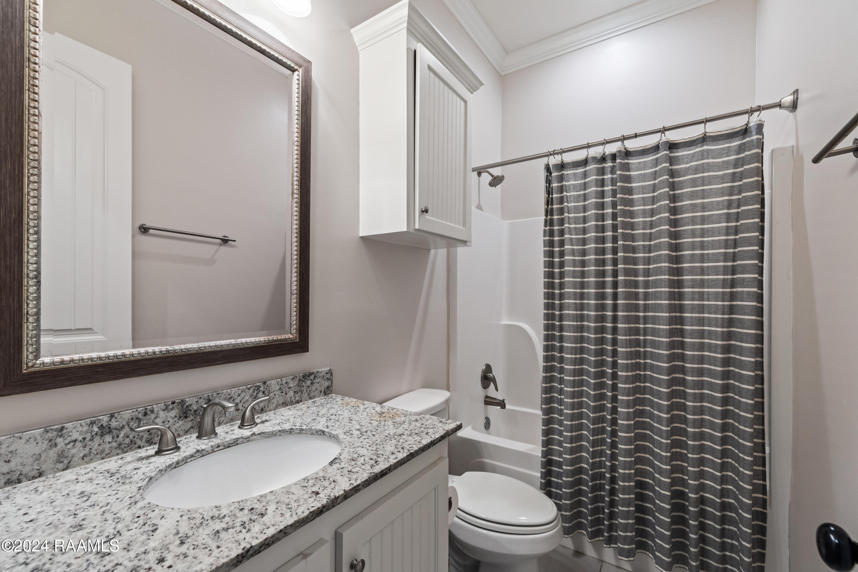 108 Timber Bark Road Lafayette, LA 70508 - Photo 13 of 22 Bathroom 2