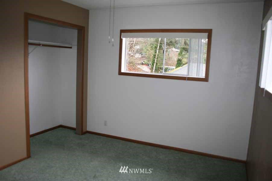4034 Poplar Way Longview, WA 98632 - Photo 12 of 15 Gallery Image 12