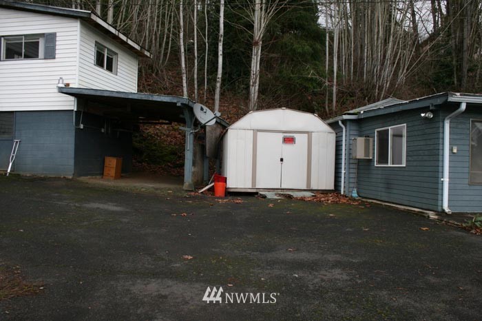 4034 Poplar Way Longview, WA 98632 - Photo 3 of 15 Gallery Image 3