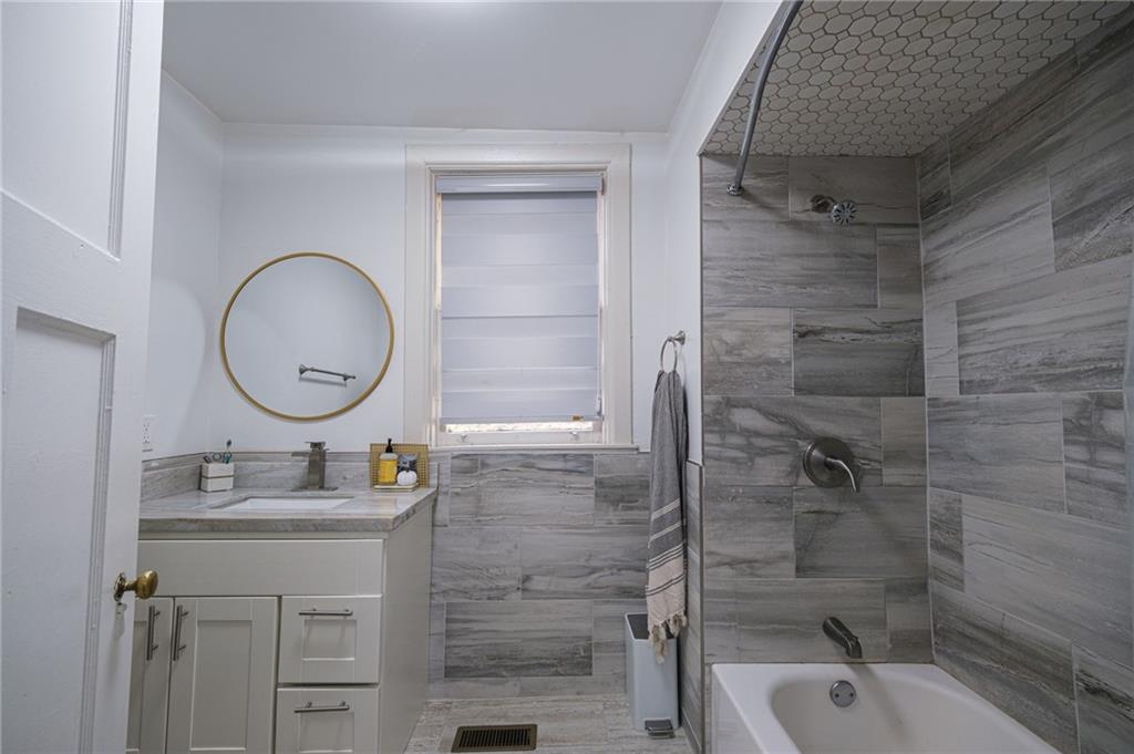 9116 Frankstown Road Pittsburgh, PA 15235 - Photo 17 of 25 Gallery Image 17