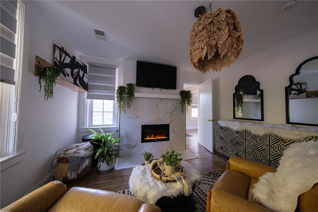 9116 Frankstown Road Pittsburgh, PA 15235 - Photo 20 of 25 Gallery Image 20