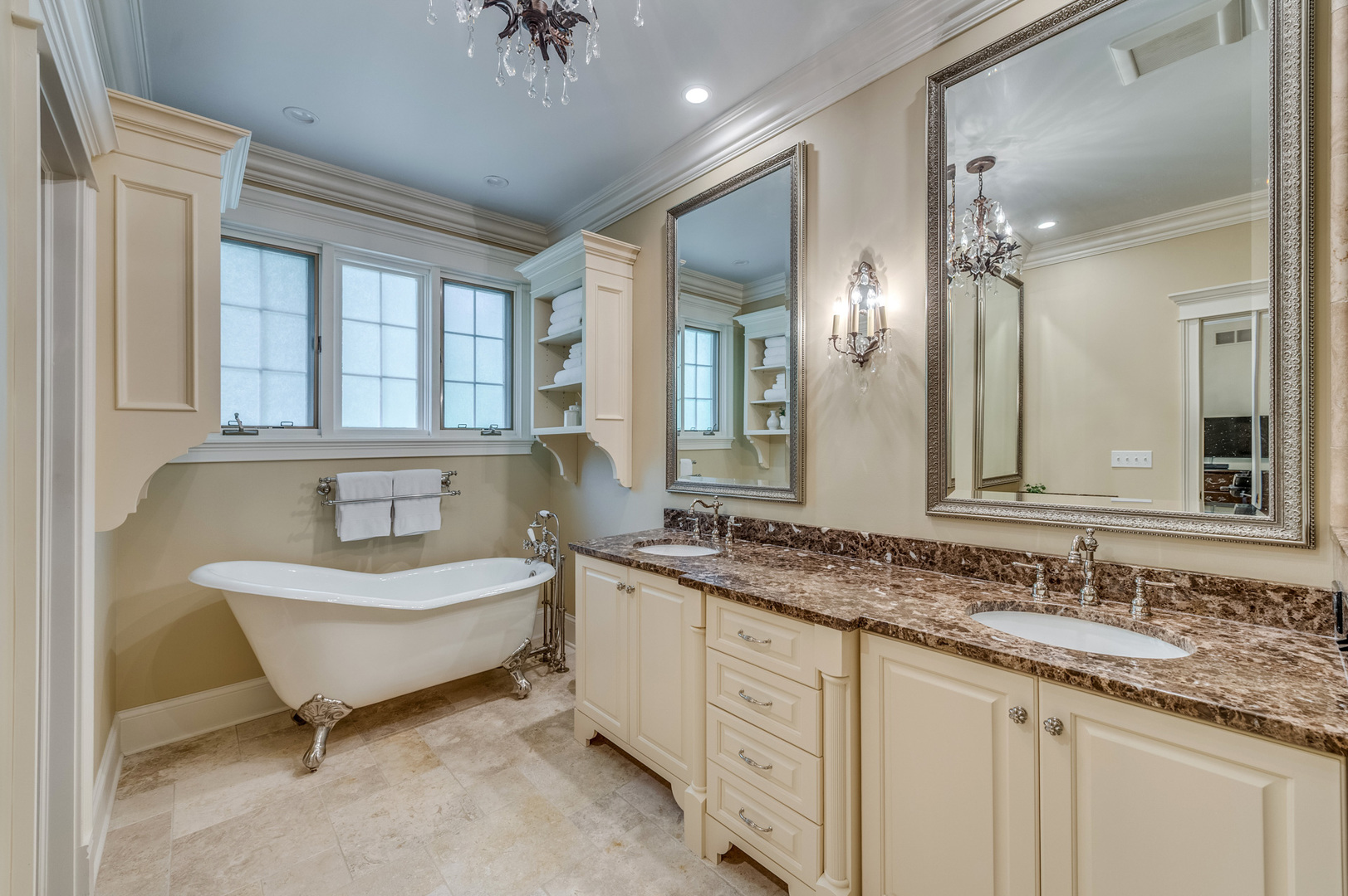 8N669 Edgewood Road Elgin, IL 60124 - Photo 29 of 59 Gallery Image 29