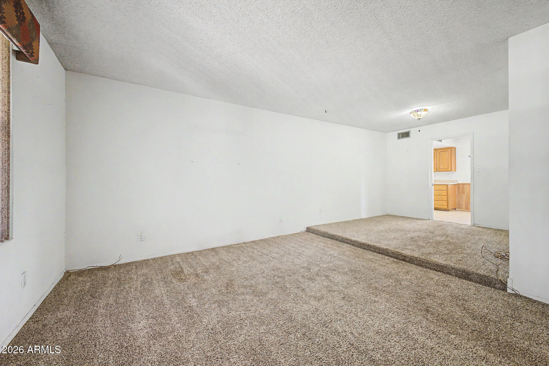 2403 East Del Rio Drive Tempe, AZ 85282 - Photo 11 of 57