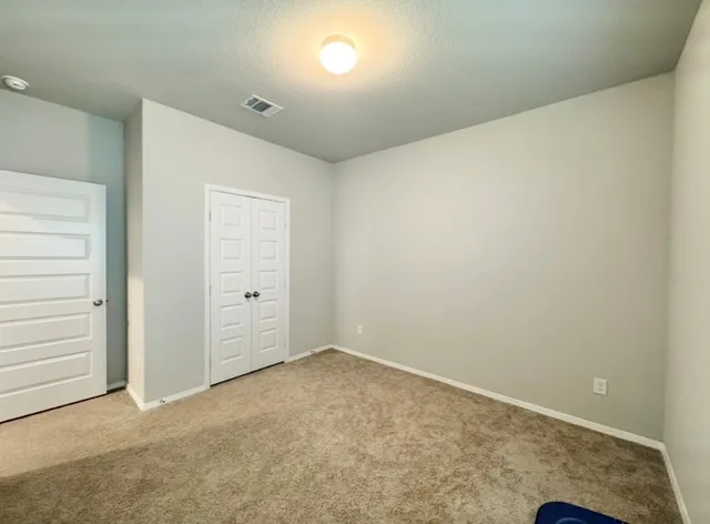 $1,850 | 204 Tillage Road, Elgin, TX 78621