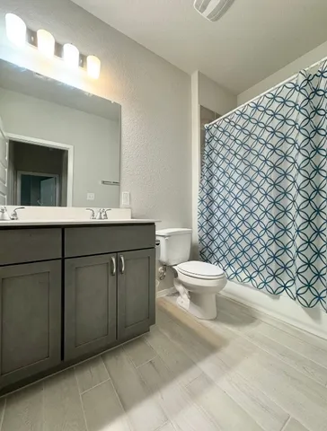 $1,850 | 204 Tillage Road, Elgin, TX 78621